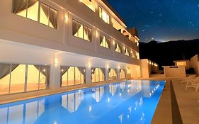 Coron Bluewave Hotel